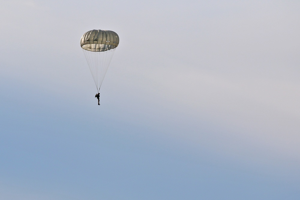 593d Jumps with Joint Special Forces for Menton Day