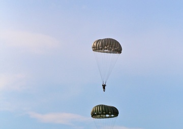 593d Jumps with Joint Special Forces for Menton Day