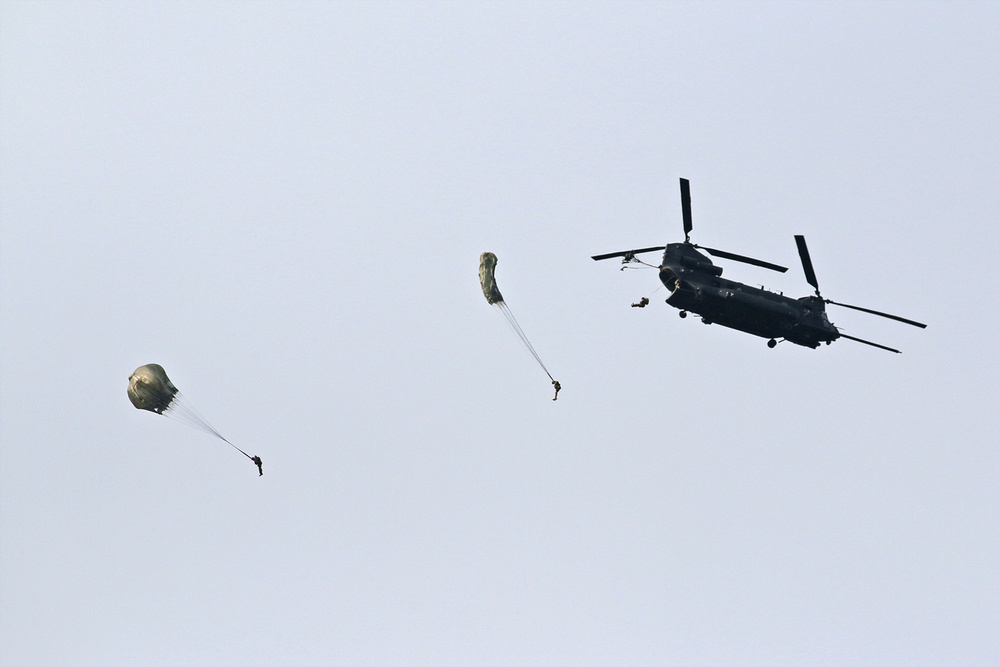 593d Jumps with Joint Special Forces for Menton Day