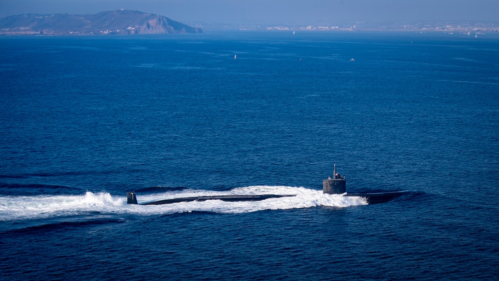 USS Greeneville Operates in the Pacific Ocean