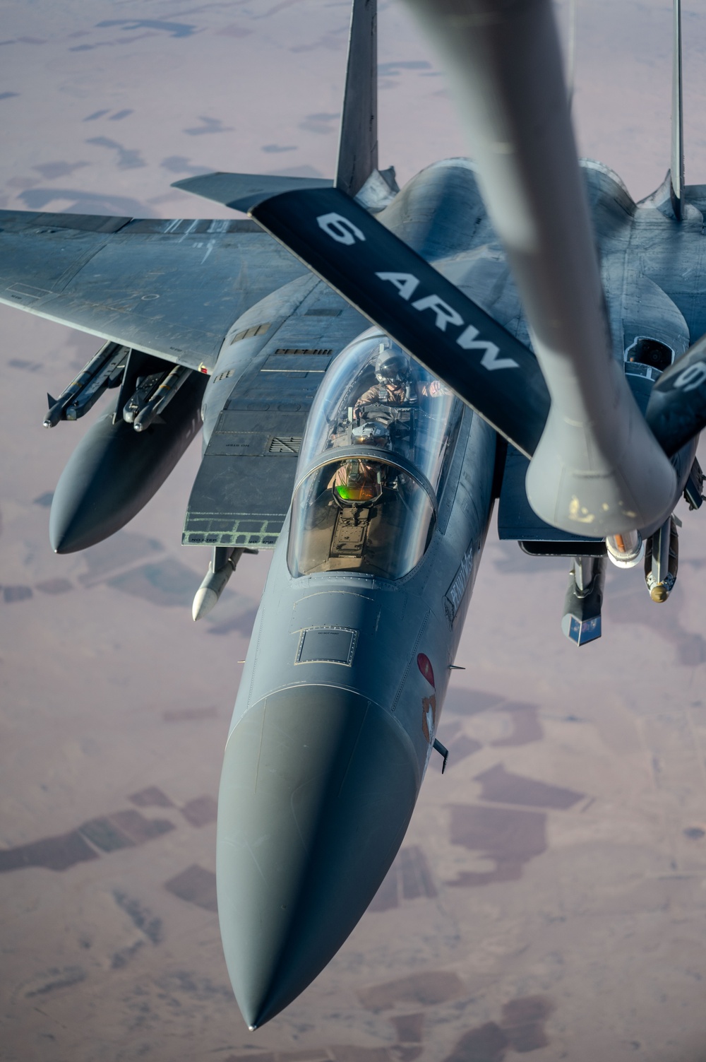 379th AEW commander flies routine refueling mission over USCENTCOM AOR