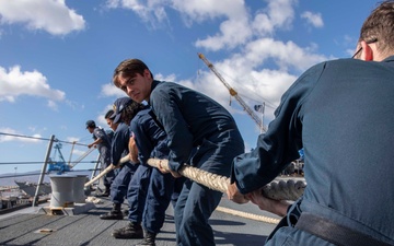 USS Spruance makes port at Joint Base Pearl Harbor-Hickam