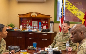 Maj. Gen. Lance G. Curtis Visits Fort Eustis