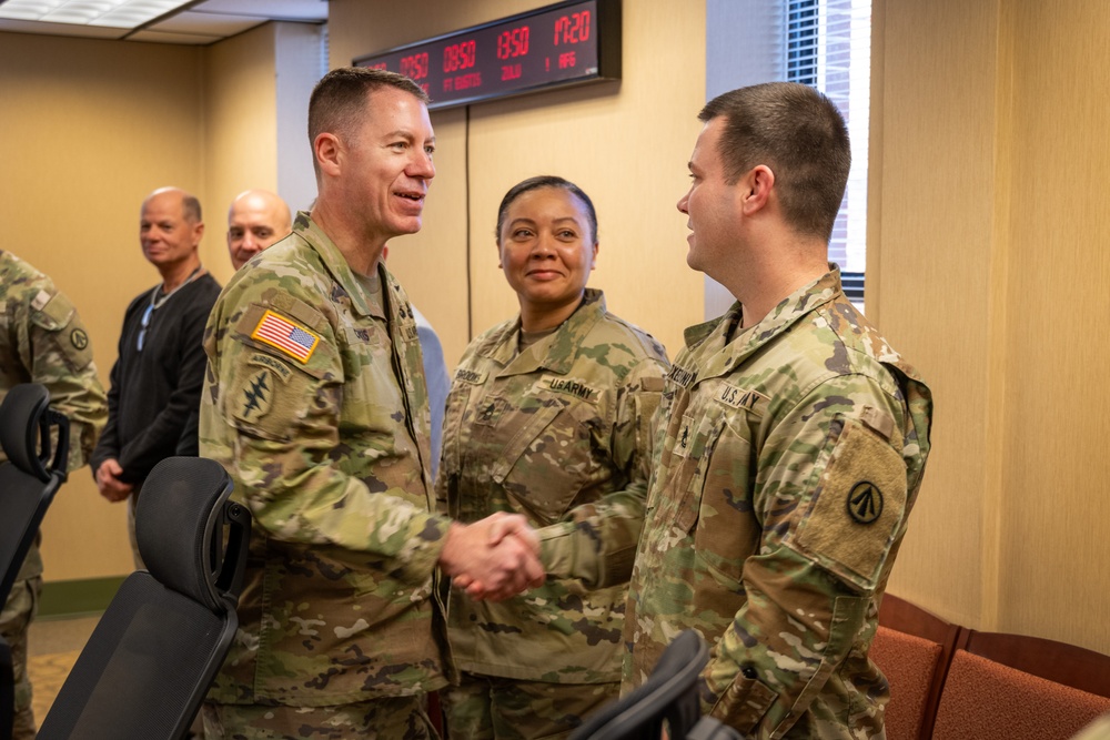 Maj. Gen. Lance G. Curtis Visits Fort Eustis