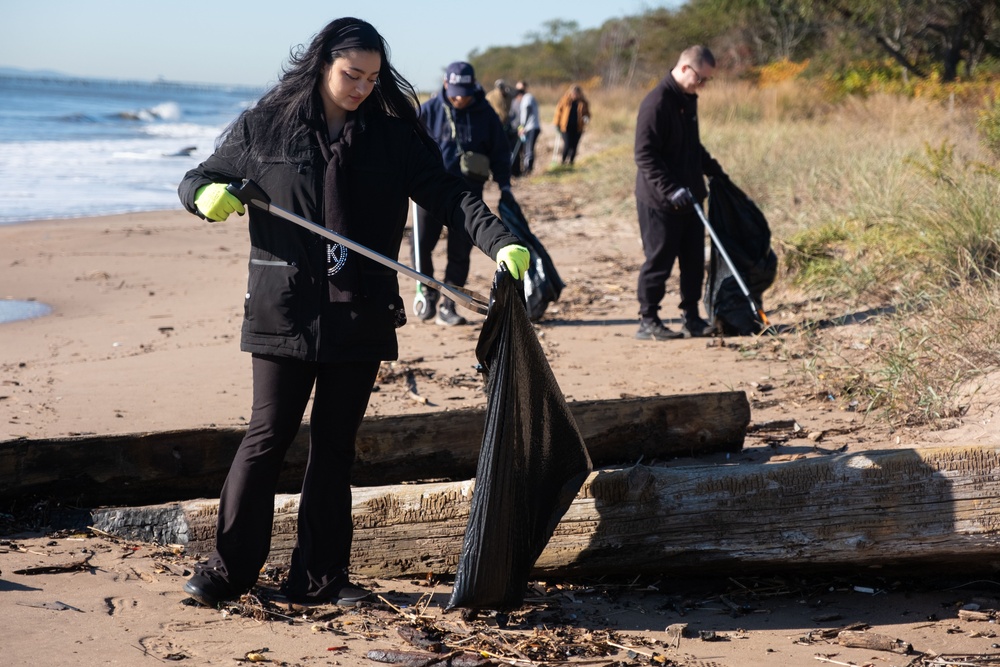 Beach Cleanup on Fort Wadsworth