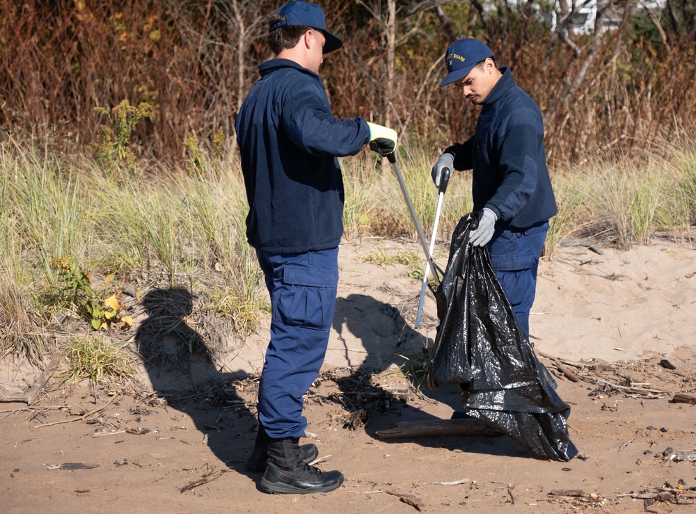 Beach Cleanup on Fort Wadsworth