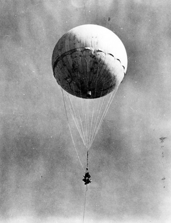 MIS Averts Panic in Japanese Balloon Attack (DEC 1944)