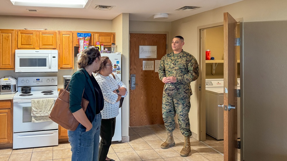 Top Marine Corps Installations General Tours Blount Island Facility