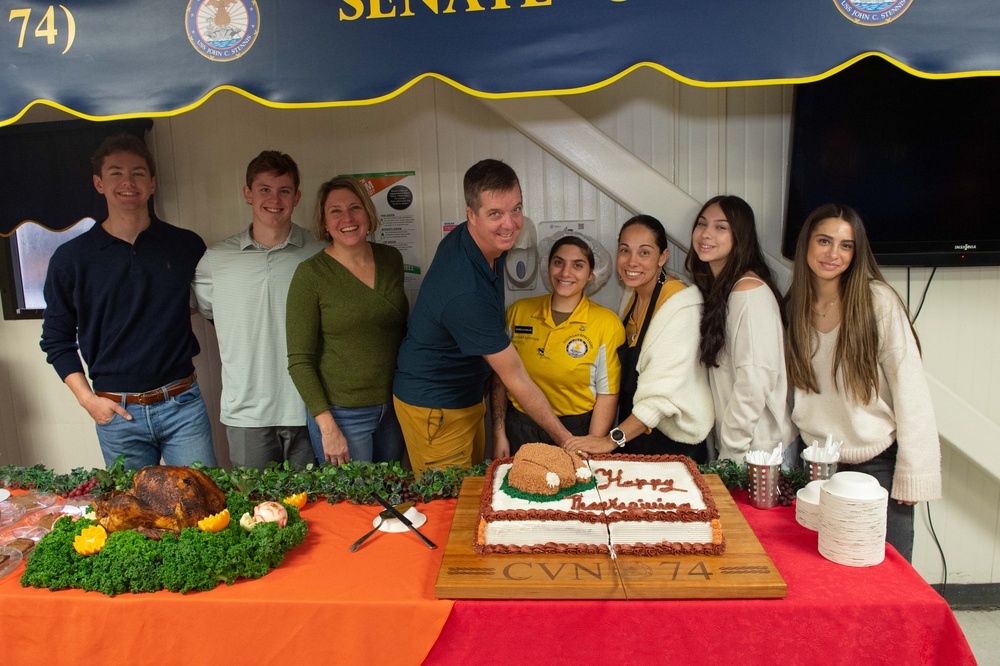 Thanksgiving Day Aboard USS John C. Stennis (CVN 74)