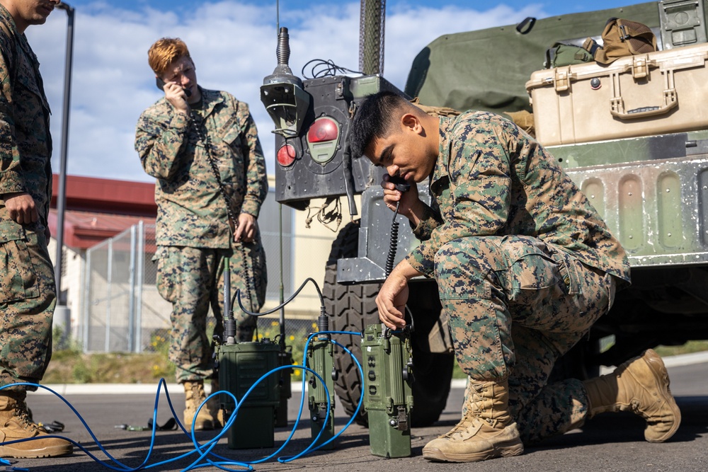 9th Comm Bn transmissions system training