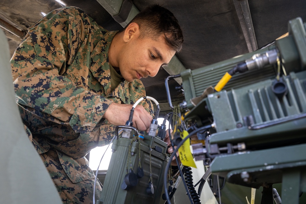 9th Comm Bn transmissions system training