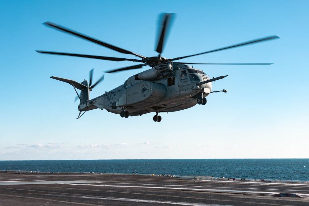 MH-53 Sea Dragons conduct flight operations on USS Gerald R. Ford (CVN 78)