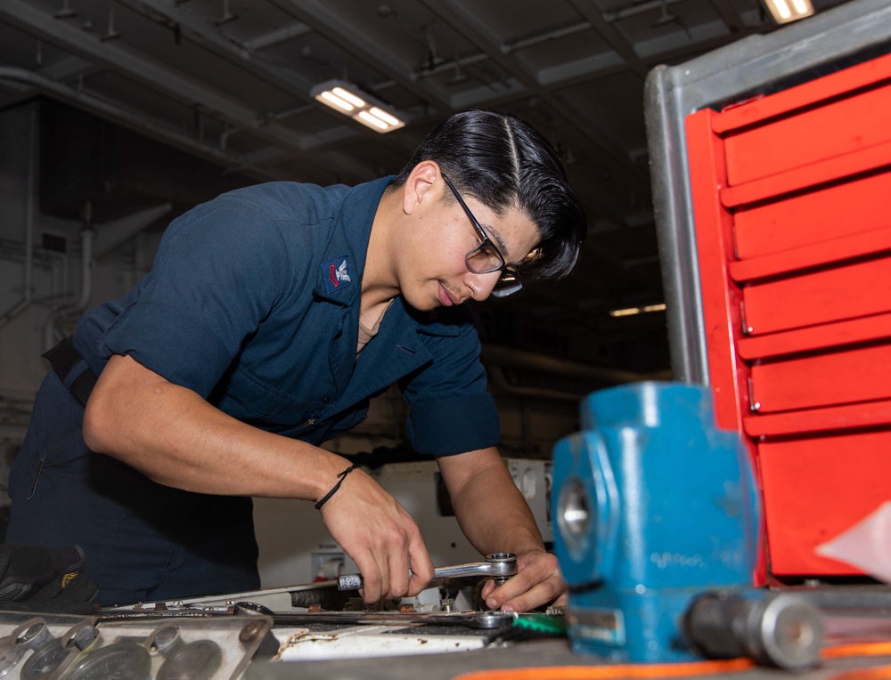 Daily Operations Aboard USS George H.W. Bush (CVN 77)