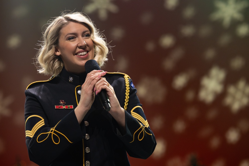 Local schools and Military District of Washington employees attend U.S. Army Band Dress Rehearsal of The American Holiday Festival