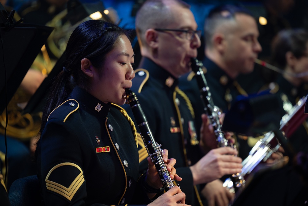 Local schools and Military District of Washington employees attend U.S. Army Band Dress Rehearsal of The American Holiday Festival