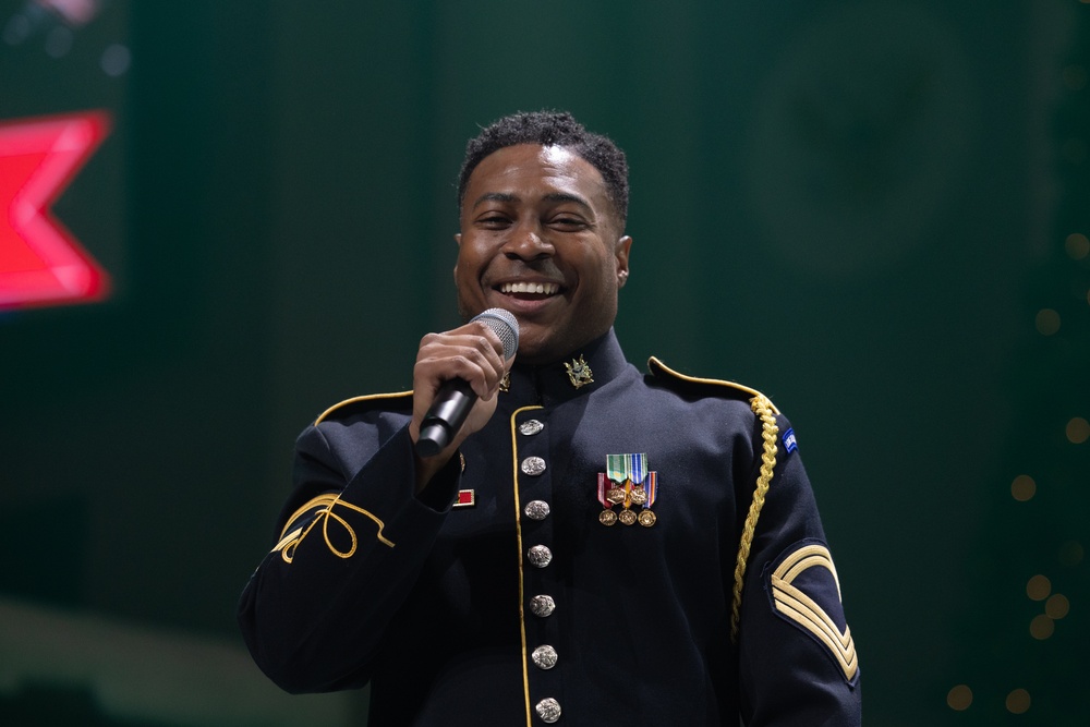 Local schools and Military District of Washington employees attend U.S. Army Band Dress Rehearsal of The American Holiday Festival