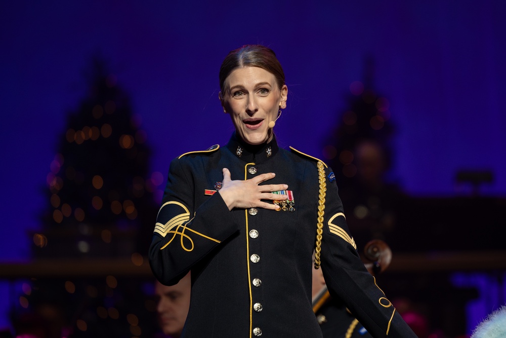 Local schools and Military District of Washington employees attend U.S. Army Band Dress Rehearsal of The American Holiday Festival