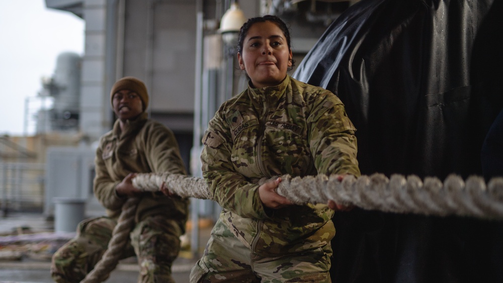 USS Ronald Reagan (CVN 76) arrives at Naval Base Kitsap Bremerton