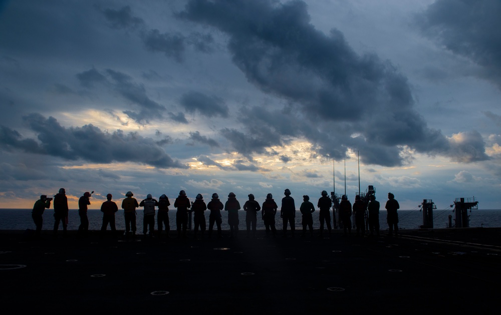 USS Carl Vinson (CVN 70) Conducts Routine Operations in the Philippine Sea