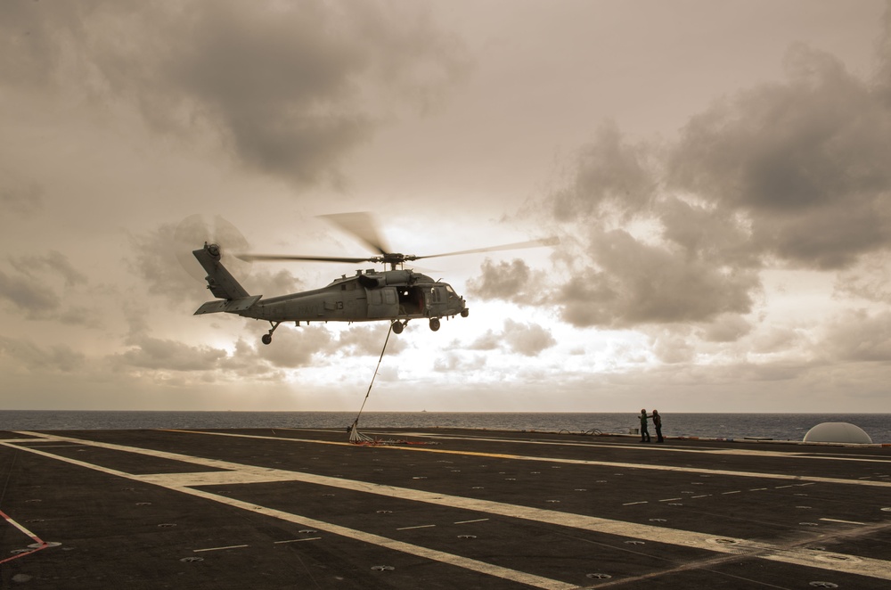 USS Carl Vinson (CVN 70) Conducts Routine Operations in the Philippine Sea