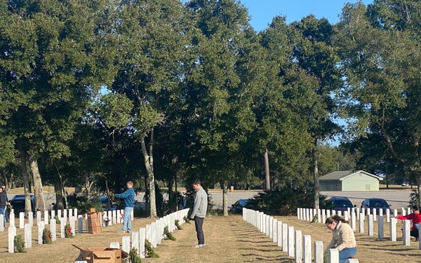 NIOC Pensacola Sailors Participate in National Wreaths Across America Day
