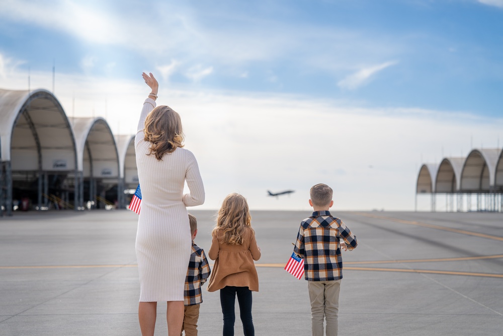 VMFA-314 Returns Home from Combat Deployment