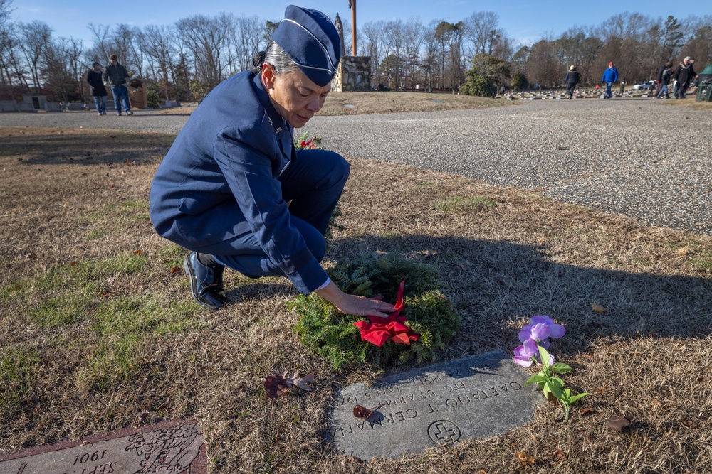 Brig. Gen. Mays speaks at Wreaths Across America ceremony