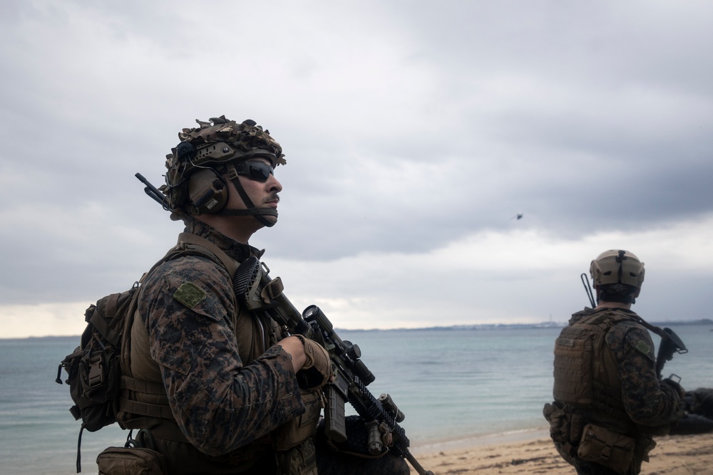 31st MEU | BLT 2/4 Small Boat Sustainment