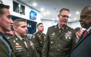 SECDEF Attends 125th Army-Navy Game