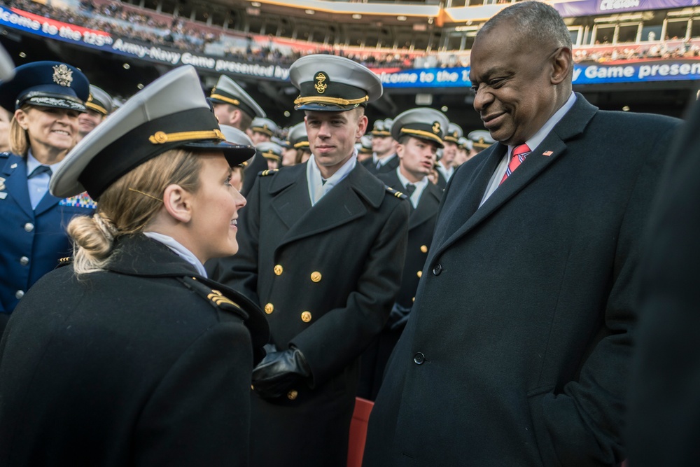 SECDEF Attends 125th Army-Navy Game