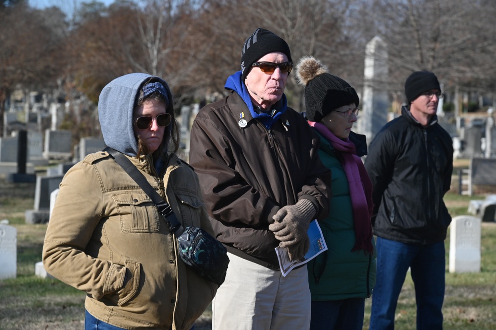 Wreaths Across America ceremony held at Congressional Cemetery