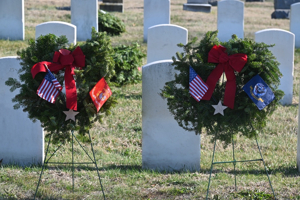 Wreaths Across America ceremony held at Congressional Cemetery