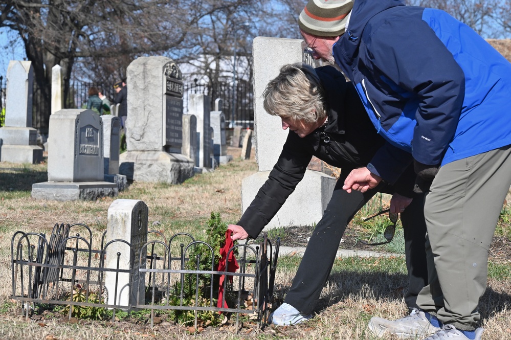 Wreaths Across America ceremony held at Congressional Cemetery