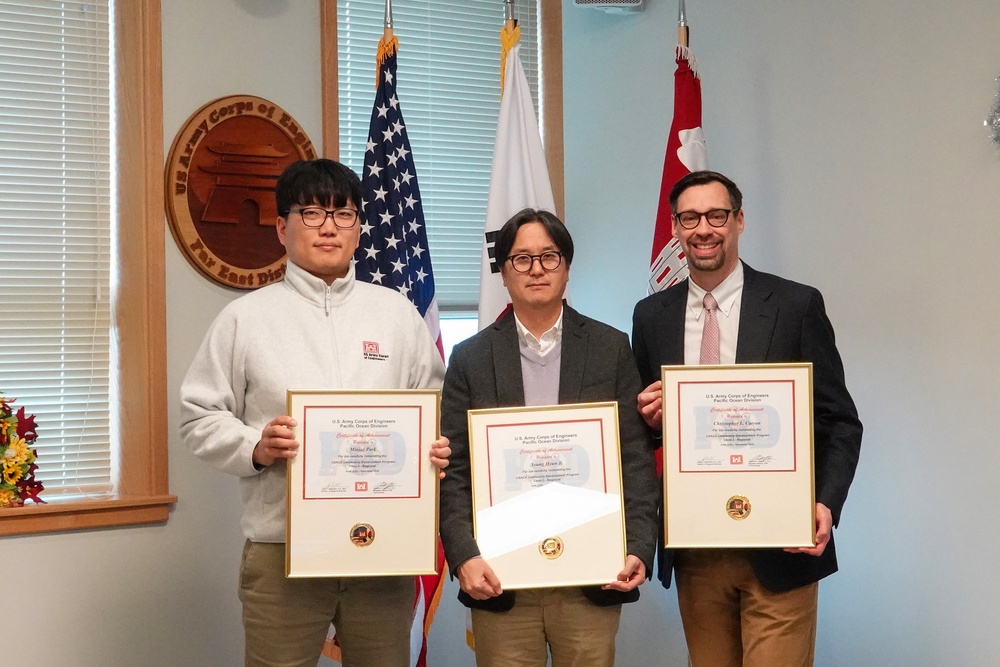 Building leaders: Three USACE Far East District employees graduate leadership program