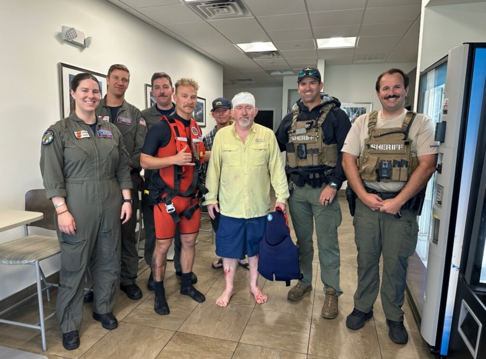 Coast Guard rescues stranded mariner off St Lucie Inlet jetty