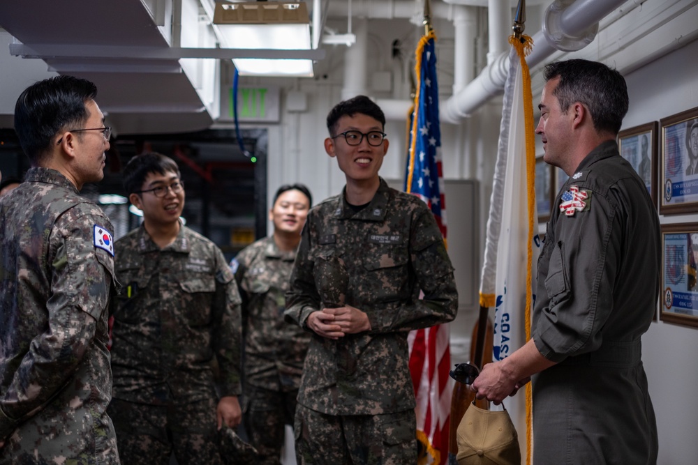 Task Force 70 joins Republic of Korea Navy Maritime Task Force Flotilla 7 for Composite Warfare Committee Meeting