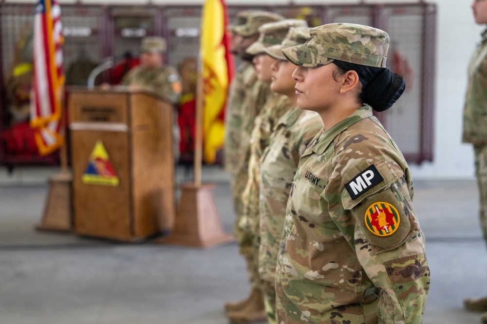 Military Police Unit Joins 1st Armored Division in Patching Ceremony