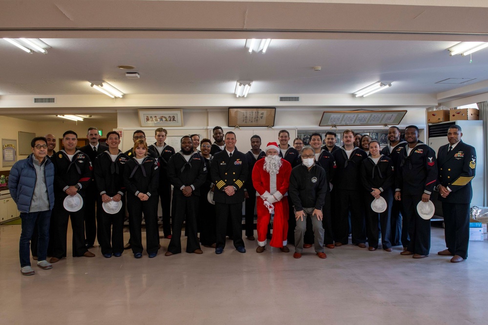 Blue Ridge Sailors Visit An Orphanage