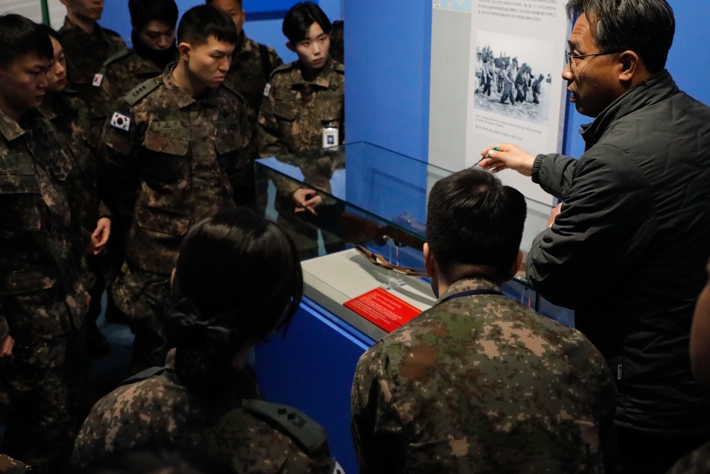 ROK Army Visits Camp Humphreys
