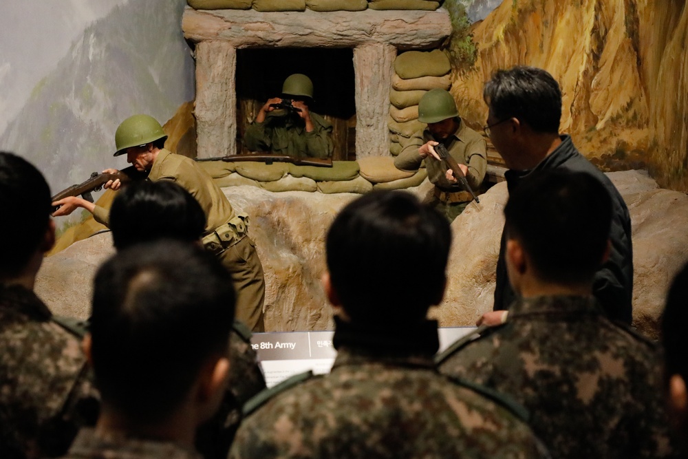 ROK Army Visits Camp Humphreys