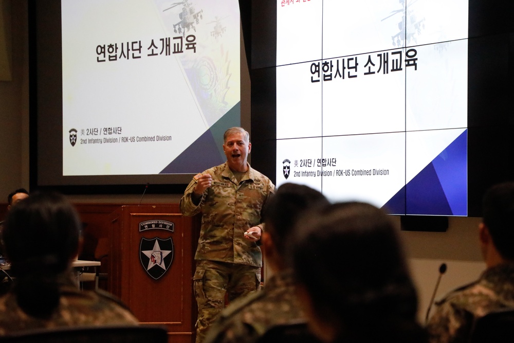 ROK Army Visits Camp Humphreys