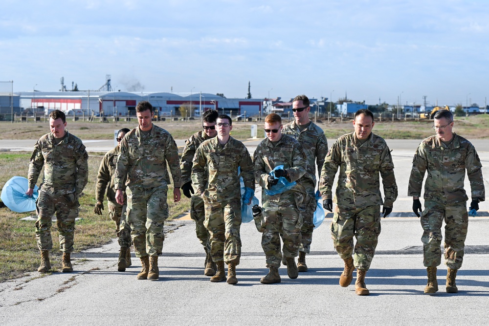 U.S., Turkish Airmen conduct joint FOD walk