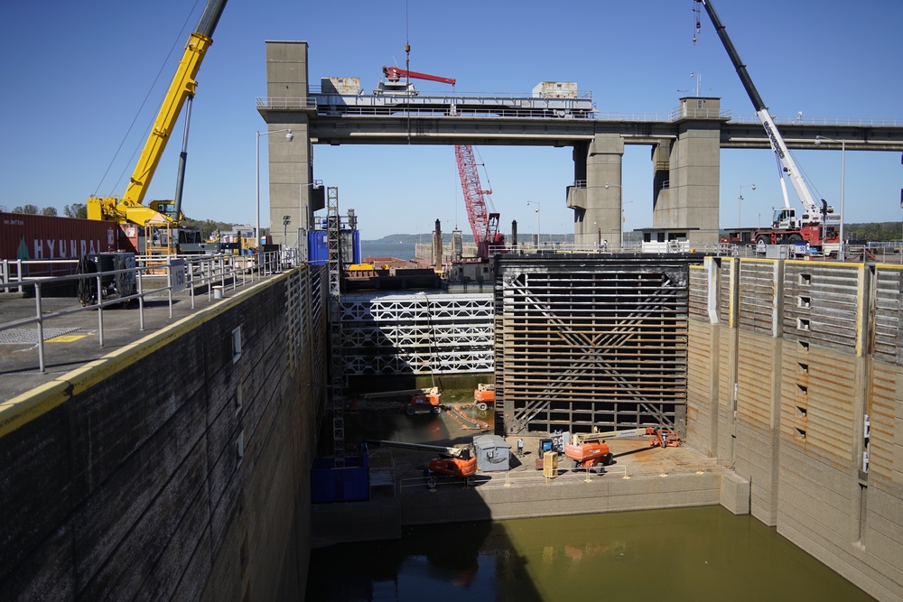 USACE completes maintenance work at Smithland Locks and Dam