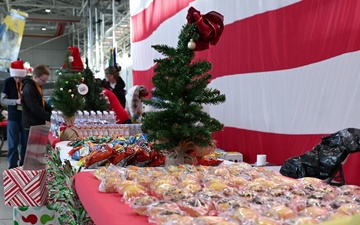 31st Fighter Wing Celebrates Christmas with the good boys and girls of Aviano Air Base, Italy