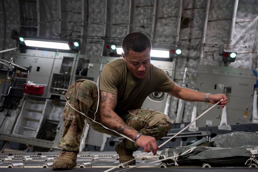 15th Airlift Squadron operations into the night