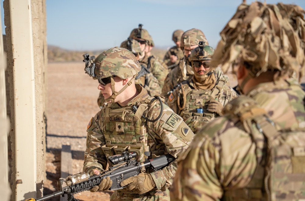 Oregon Guard Battalion Conducts Final Training for MFO Mission