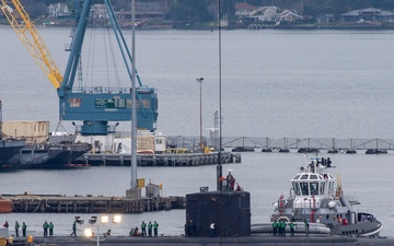 USS Topeka Homeport Change