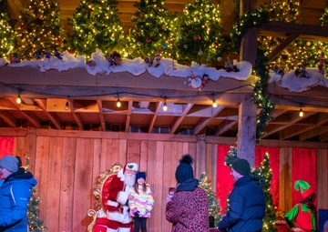 Indiana National Guard families attend Merry Prairie Holiday to celebrate the holidays