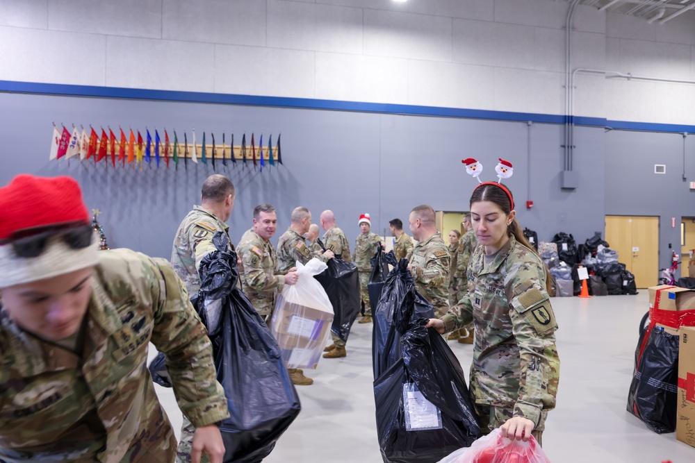 New Hampshire National Guard Assists with Operation Santa Claus