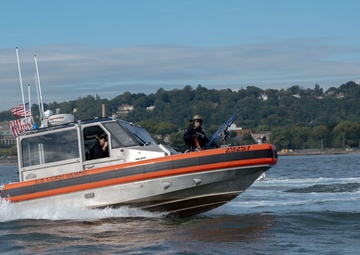 Coast Guard MSST Units Conduct First Annual Roundup for Tactical Training in New York Harbor